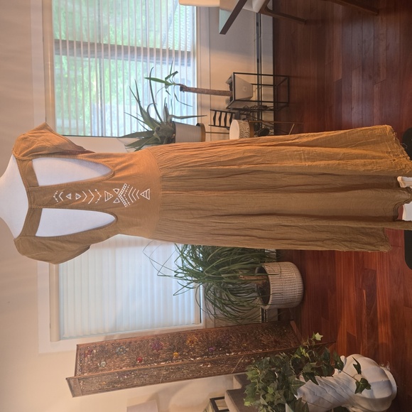 Free People Cotton Keyhole Embroidered Boho Cottagecore Maxi Dress Small - Picture 5 of 9